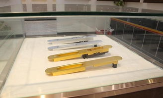 精工鑄就的藝術(shù)品 鋁門(mén)窗五金配件與二手日用百貨的匠心傳承